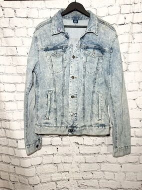 George Light Wash Acid Wash Jean Jacket - Faded Blue. Size S